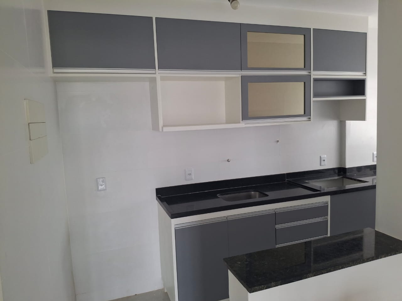 Cozinha planejada moderna em São Gonçalo